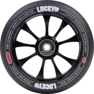 Roue trottinette Lucky Toaster 120 mm noire avec noyau alu et gomme Rebound, idéale pour freestyle en skatepark ou street.