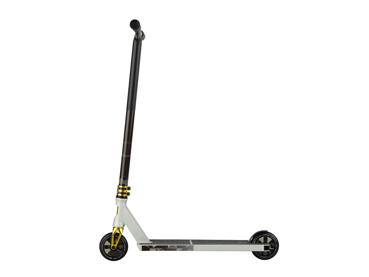 Trottinette freestyle Lucky Prospect 2025 noire et or avec guidon aluminium, roues Lunar 110 mm et deck 5.0 pouces